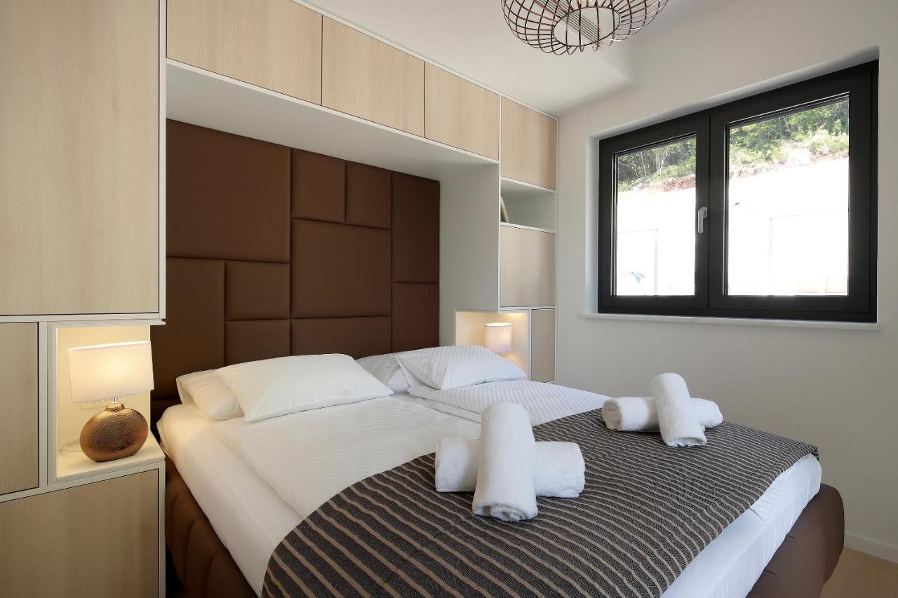 Modena Maris-Heated Pool-Grill-Relax-Jacuzzi Apartments Icici Exterior photo