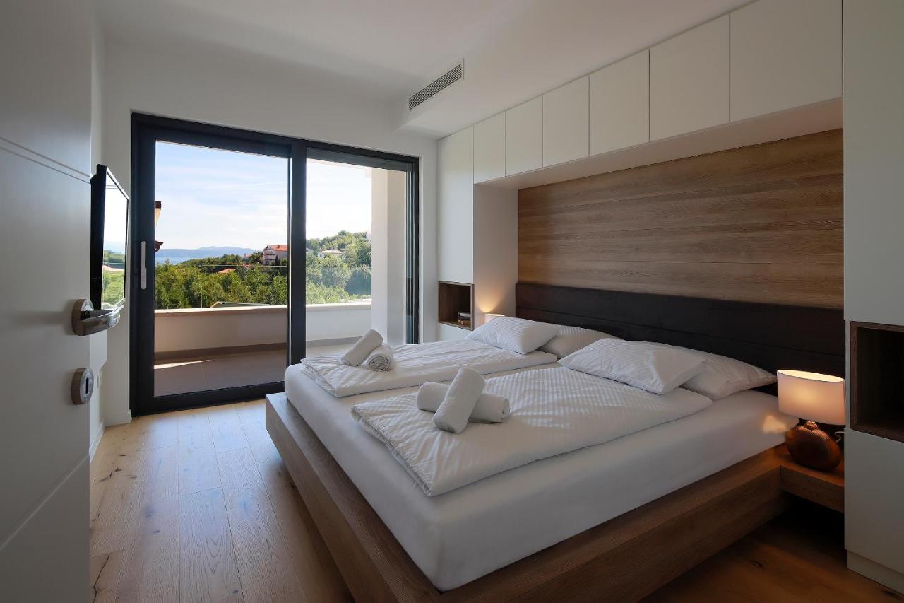 Modena Maris-Heated Pool-Grill-Relax-Jacuzzi Apartments Icici Exterior photo