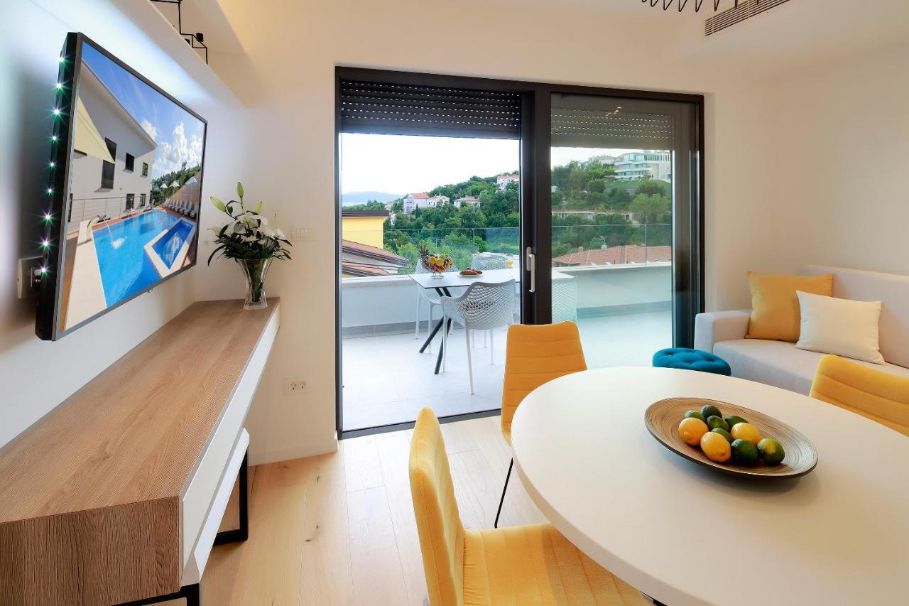 Modena Maris-Heated Pool-Grill-Relax-Jacuzzi Apartments Icici Exterior photo